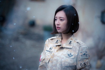 Chuyện làng sao - Đây là Kim Ji Won, và cô ấy đã không còn chỉ đóng vai phụ nữa! (Hình 18).