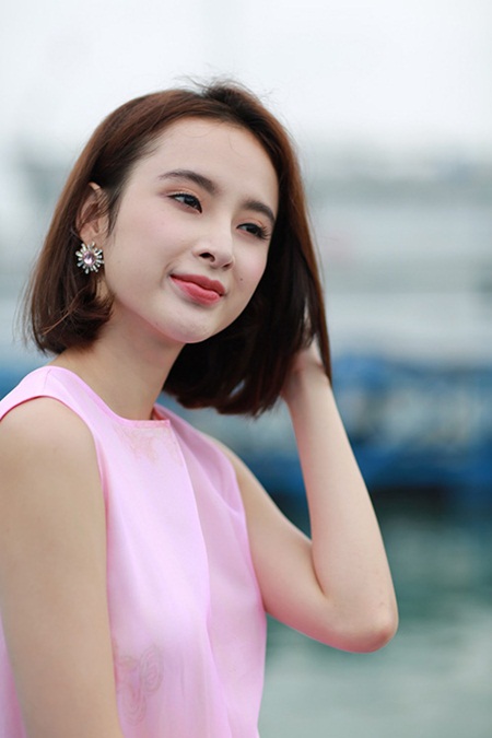 Tin tức - Sau khi khiến fan nữ lo sợ, Angela Phương Trinh khẳng định lại mối quan hệ với thủ môn Tiến Dũng