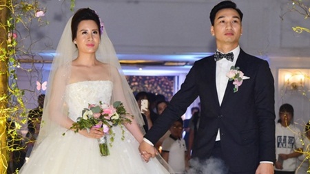 Tin tức - Điểm lại loạt đám cưới đình đám nhất của showbiz Việt năm 2017 (Hình 4).
