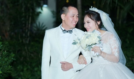 Tin tức - Điểm lại loạt đám cưới đình đám nhất của showbiz Việt năm 2017 (Hình 5).