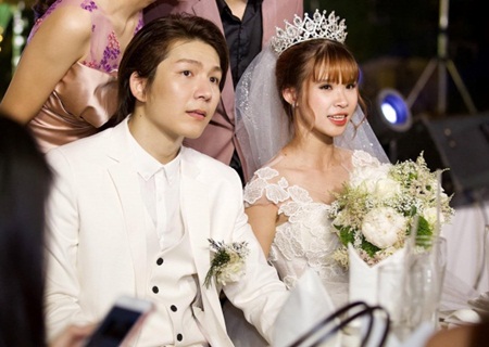 Tin tức - Điểm lại loạt đám cưới đình đám nhất của showbiz Việt năm 2017 (Hình 7).