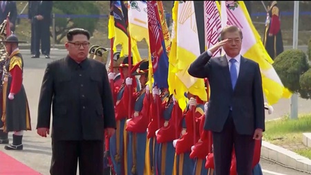 Tin thế giới - Ảnh: Cuộc gặp lịch sử của nhà lãnh đạo Triều Tiên và Tổng thống Hàn Quốc (Hình 8).