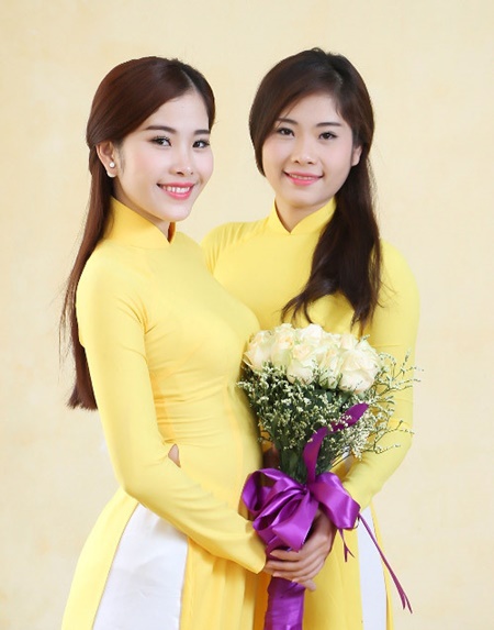 Tin tức - Điểm danh những cặp anh chị em đình đám của showbiz Việt (Hình 5).