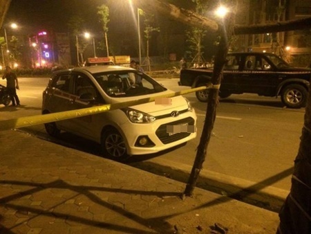 Tin tức - Nghệ An: Khởi tố 2 nam sinh đánh tài xế taxi để 'bùng' cước xe