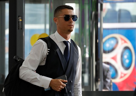 Tin tức - Ronaldo điển trai về nước, để ngỏ khả năng từ giã ĐTQG (Hình 6).