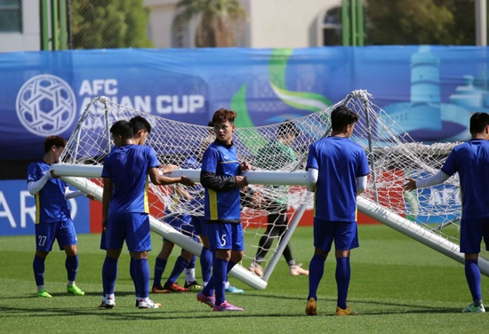 Tin tức - Asian Cup 2019: Quên đi thất bại, tuyển Việt Nam hướng tới trận đấu với Iran (Hình 5).