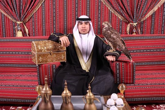 Tin tức - 'Hoàng tử Ả Rập' Đức Huy mừng sinh nhật theo phong cách quý tộc khiến fan thích thú (Hình 5).
