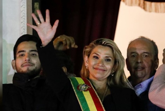 Tin thế giới - Tổng thống lâm thời Bolivia tuyên bố sớm tổ chức bầu cử