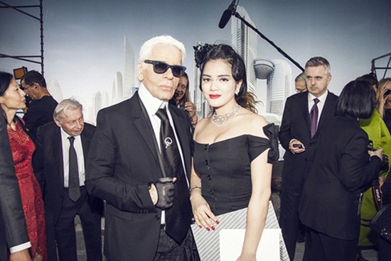 Tin tức - Tiết lộ người đẹp Việt hiếm hoi được trò chuyện với Karl Lagerfeld