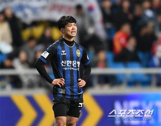 Bóng đá - Công Phượng nhận nhiều lời khen sau trận đấu được đá chính cho Incheon United