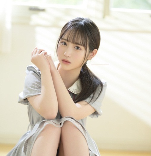 Tin tức giải trí - 'Thánh nữ' Rikka Ono 18 tuổi, chỉ cao 1m48 vẫn khiến làng giải trí Nhật Bản 'chao đảo' khi vừa gia nhập (Hình 5).