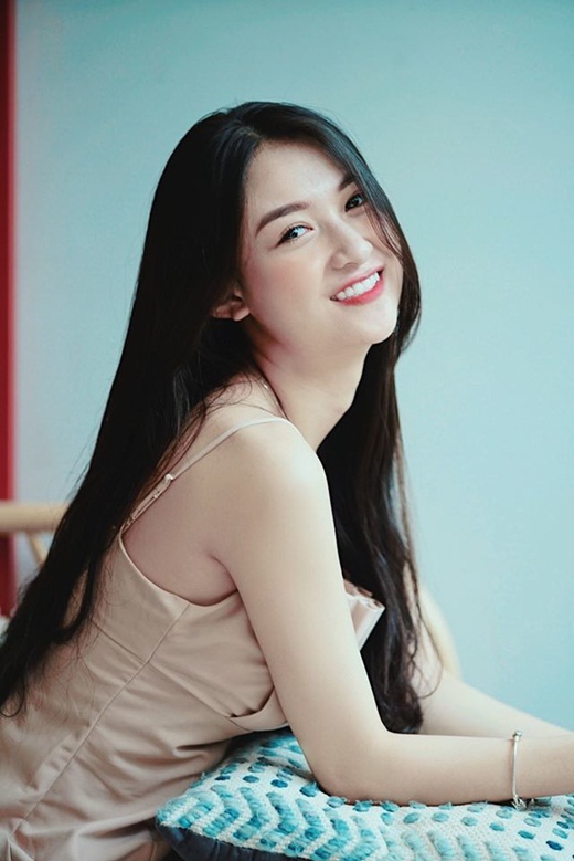 Tin tức giải trí - Thí sinh Hoa hậu Việt Nam 2020 có 'profile không phải dạng vừa': Từng làm ở VTV, đóng 'Về nhà đi con' (Hình 8).