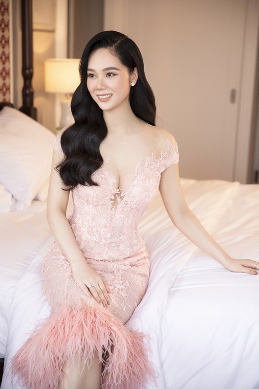 Tin tức giải trí - Hoa hậu Việt Nam Mai Phương tái xuất ngoạn mục sau 18 năm, nhan sắc lẫn body đều là 'cực phẩm'