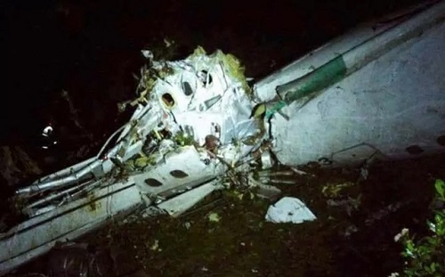 Tin thế giới - Hiện trường vụ rơi máy bay ở Colombia khiến 76 người thiệt mạng