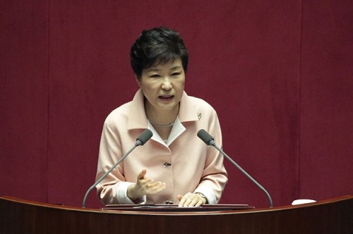 Tin thế giới - Tổng thống Hàn Quốc tạm thời bị đình chỉ quyền lực