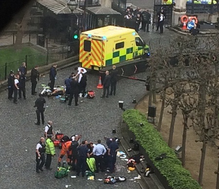 Tin thế giới - Xem lại những diễn biến chính của vụ khủng bố gần tòa nhà Quốc hội Anh