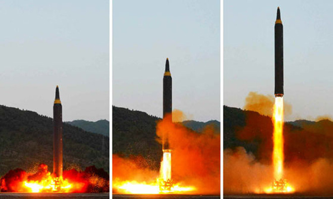 Tin thế giới - Kim Jong-un ăn mừng vụ thử tên lửa ‘hạt nhân’ thành công nhất từ trước tới nay (Hình 2).