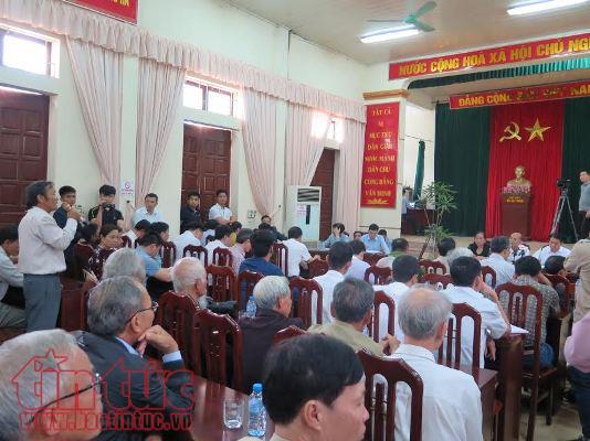 Tin trong nước - Người dân Đồng Tâm đồng ý thả người sau cuộc đối thoại với Chủ tịch Hà Nội Nguyễn Đức Chung (Hình 6).