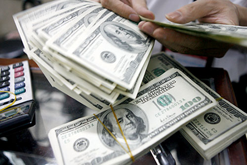 Tư vấn tiêu dùng - Tỷ giá USD hôm nay 5/4: Đồng bạc xanh tiếp tục “lao dốc”