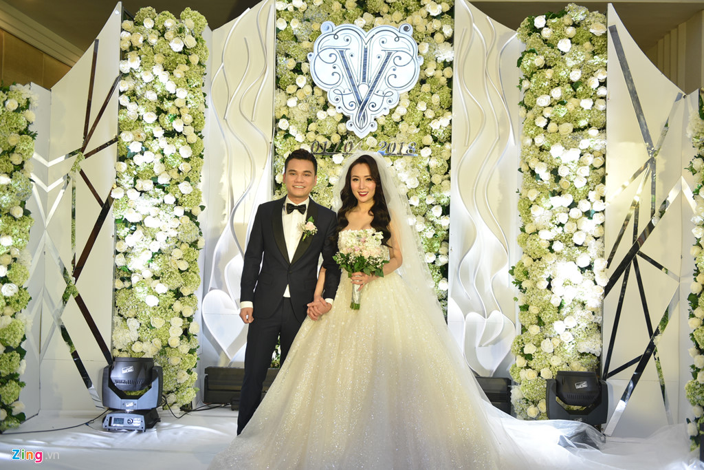 Tin tức - Dàn sao Việt dự tiệc cưới của ca sĩ Khắc Việt