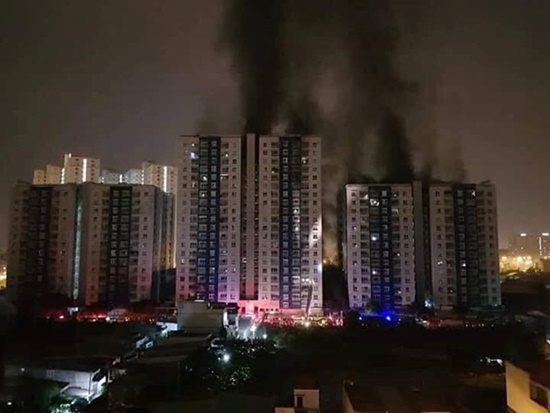 Tin tức - Vụ cháy chung cư Carina Plaza 13 người chết: Bắt lãnh đạo chủ đầu tư