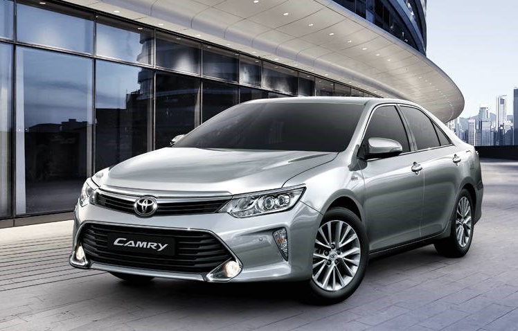 Tin tức - Toyota Camry 2017 về đến Việt Nam, giá dưới 1 tỷ đồng