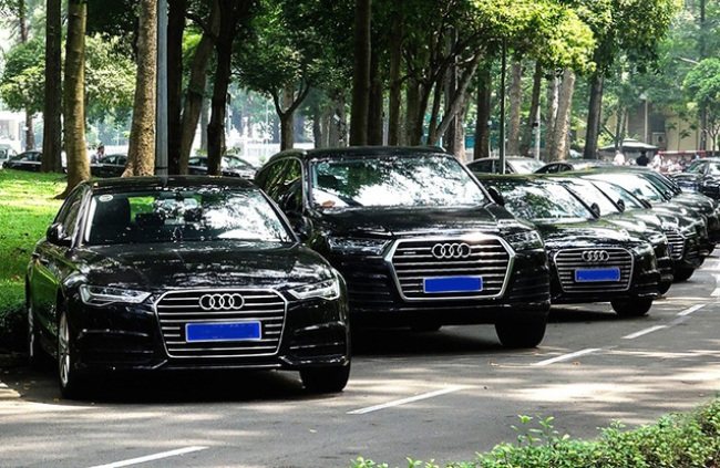 Tin tức - Audi rao bán gần 400 xephục vụ APEC 2017