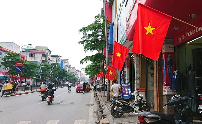 Tin tức - Hà Nội rực rỡ cờ hoa mừng ngày thống nhất đất nước (Hình 4).
