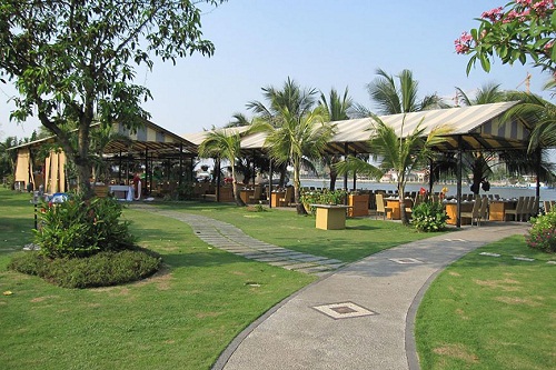 Ăn - Chơi - Top 10 địa điểm ăn uống lãng mạn ở Sài Gòn bạn không nên bỏ lỡ (Hình 4).
