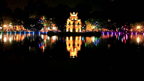 Đời sống - 3 địa điểm chụp ảnh buổi tối ở Hà Nội bạn nên ghé qua