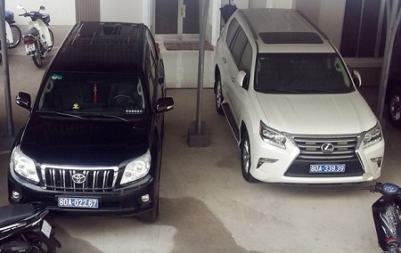 Tin trong nước - Cà Mau báo cáo 'khẩn' Thủ tướng việc được tặng 2 xe Lexus