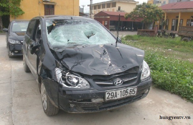 Tin tức - Xe ô tô của chủ tịch xã gây tai nạn chết người