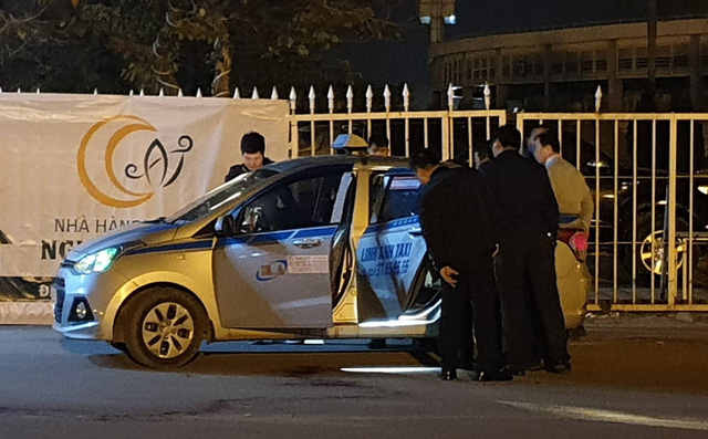 Pháp luật - Tình tiết bất ngờ vụ tài xế taxi bị cứa cổ ở Hà Nội