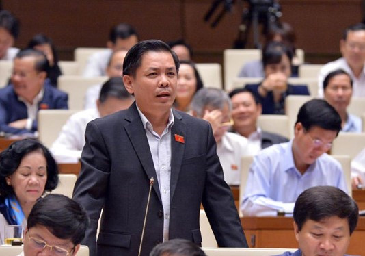 Tin trong nước - Bộ trưởng GTVT Nguyễn Văn Thể đề xuất 'mất bằng lái xe phải thi lại'