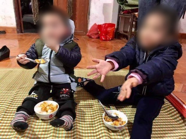 Tin trong nước - Vụ 2 chị em bị bỏ rơi giữa trời giá rét ở Hà Nội: Tìm kiếm người bố trong giấy khai sinh