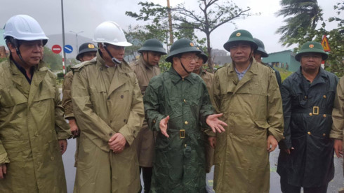 Tin tức - Bão số 12 quần thảo Phú Yên - Khánh Hòa, nhiều người chết, mất tích (Hình 2).