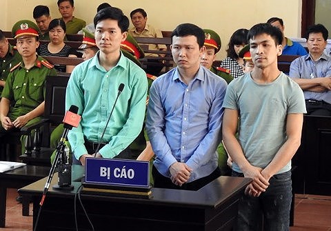Tin tức - Bác sĩ Hoàng Công Lương tiếp tục bị đề nghị truy tố tội 'Vô ý làm chết người'