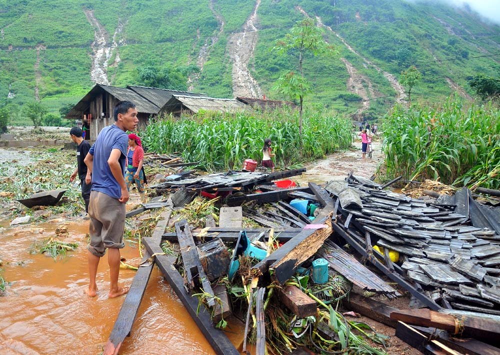 Hà Giang: Mưa lũ khiến 3 người chết, hơn 800 ngôi nhà bị ngập - Ảnh 1