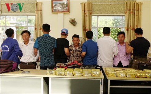 Tin tức - Cảnh sát mai phục, bắt nhóm vận chuyển thuê 25 kg ma túy lấy hơn 200 triệu
