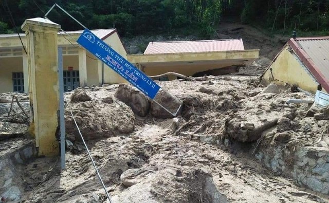 Tin tức - Thanh Hóa: Xót xa cảnh mưa lũ tàn phá tan hoang ở Mường Lát (Hình 3).