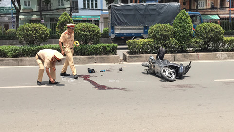 Tin tức - Tin tai nạn giao thông mới nhất ngày 8/9/2018: Triệu tập tài xế lái Mazda 3 đánh võng như phim hành động (Hình 3).