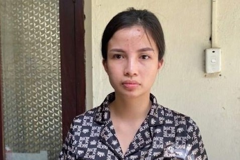 An ninh - Hình sự - Vụ 'tú bà' bị bắt tại khu cách ly sau 13 năm trốn truy nã: Dấu vân tay 'lật tẩy' má mì