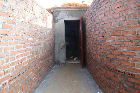 An ninh - Hình sự - Phá sới bạc ở Vĩnh Phúc: Xây hầm bí mật trên đồi vắng, hệ thống cửa 3 lớp thép bảo vệ