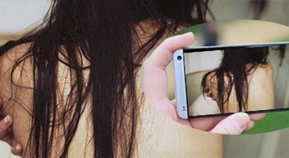 An ninh - Hình sự - Vụ thanh niên dùng ảnh 'nóng' ép bé gái quan hệ: Nạn nhân uống thuốc ngủ tự tử