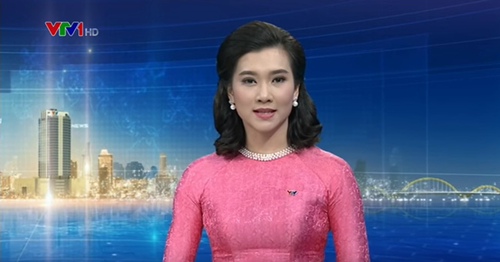 Tin tức giải trí - BTV Khánh Trang cùng với Thu Hà là gương mặt mới của Thời sự 19h VTV