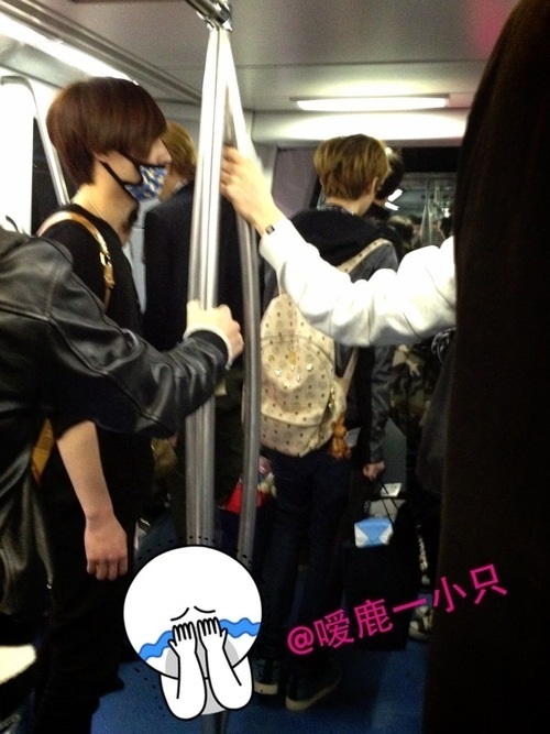 Người trong cuộc - G-Dragon, Park Bo Gum và loạt sao Hàn thân thiện đi tàu điện ngầm đốn tim fan (Hình 13).