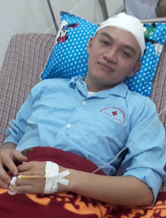 Tin trong nước - Bác sĩ bị người nhà bệnh nhi đánh bất tỉnh: Bộ Y tế yêu cầu xử lý nghiêm