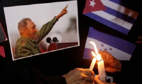 Tin thế giới - Cuba bắn 21 phát đại bác tưởng nhớ nhà lãnh đạo Fidel Castro