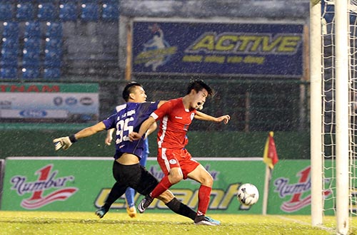 Kinh doanh - Khai mạc BTV – Cup Number 1: Đội bóng của 'Messi Campuchia' lấn át chủ nhà Bình (Hình 5).