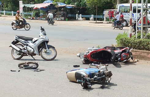 Tin trong nước - Mùng 3 Tết Nguyên đán: 38 người tử vong vì tai nạn giao thông